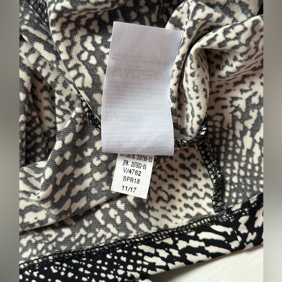 Banana Republic Wrap Dress - Picture 3 of 9